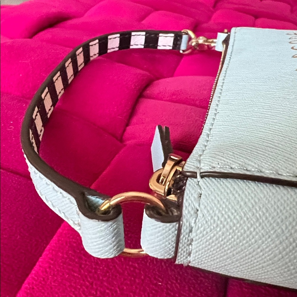 Henri Bendel Mini Bag/Wristlet-EUC - Picture 9 of 15